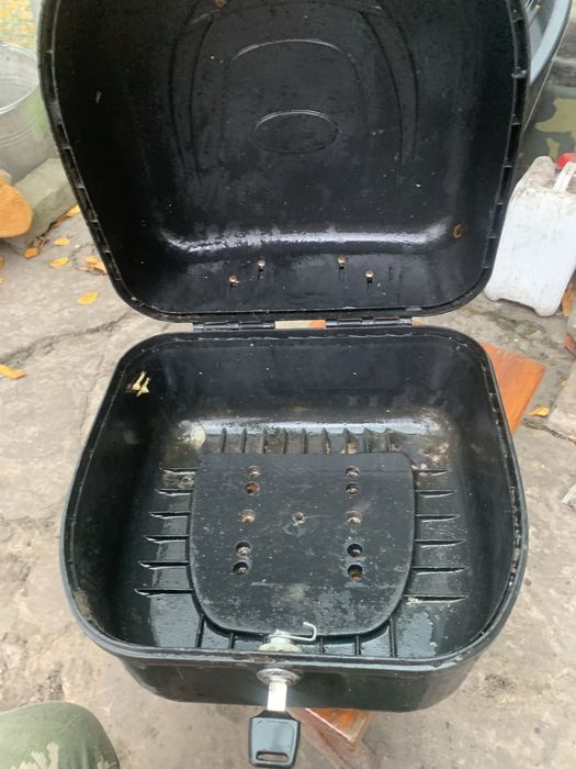 Кофр для мопеда Мустанг фіт 125 ціна 400 гривень