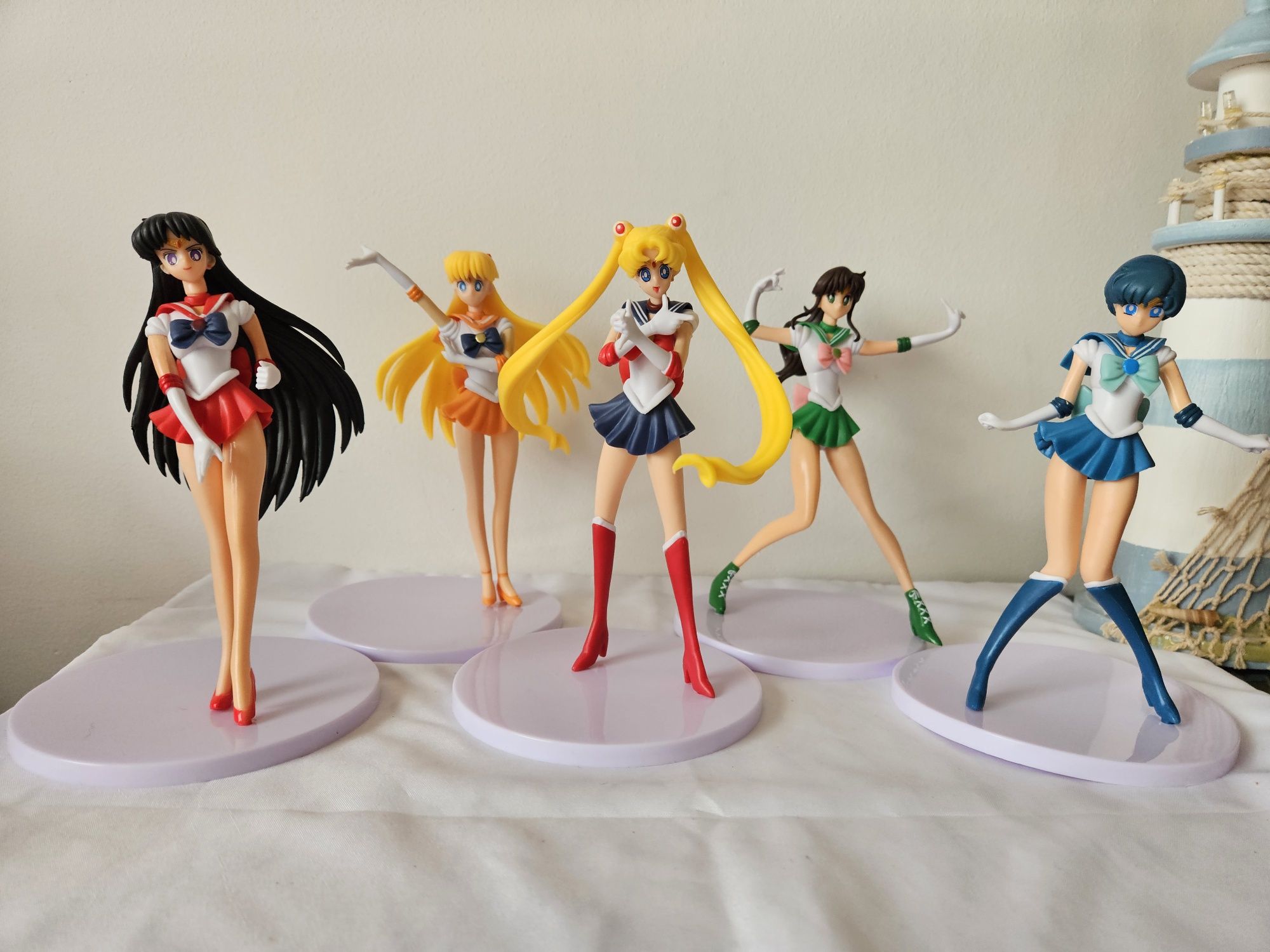 Sailor moon - 5 figuras (moon, mercury, mars, jupiter e venus)