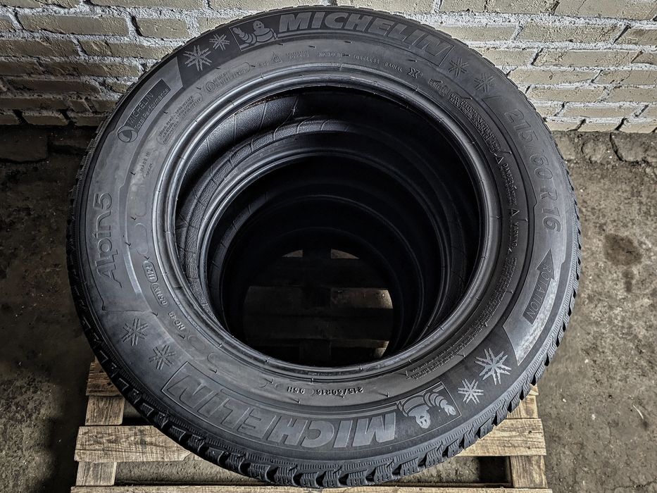 Michelin 215/60r16 | 2024 | 6mm | Антипрокол | Преміум зимові шини