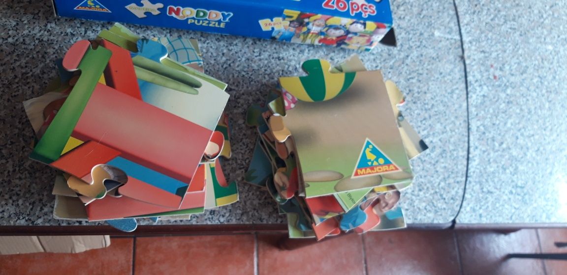 Puzzle em Madeira Noddy