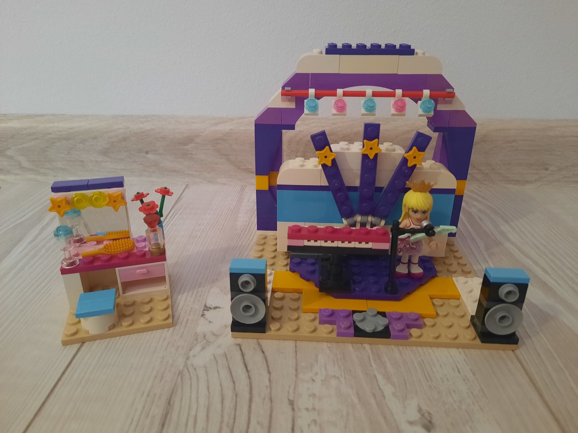 41004 lego friends scena prób