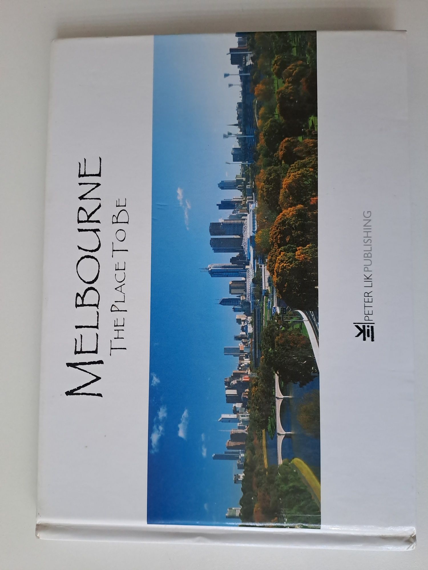 Książka " Melbourne"