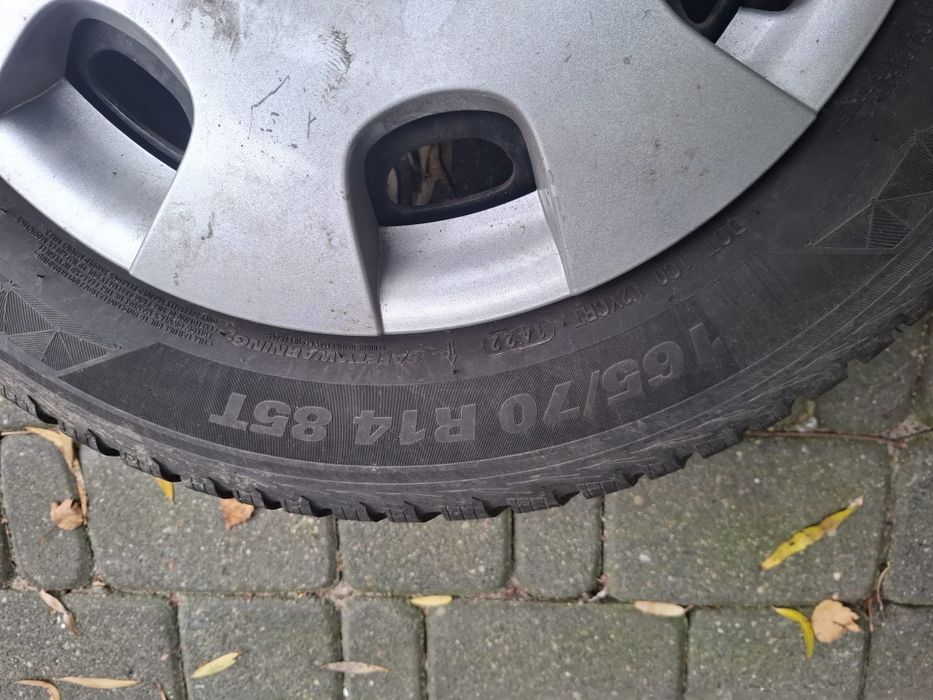 Komplet 4 szt opony całoroczne Kumho 165/70 R14 85T  stan bardzo dobry