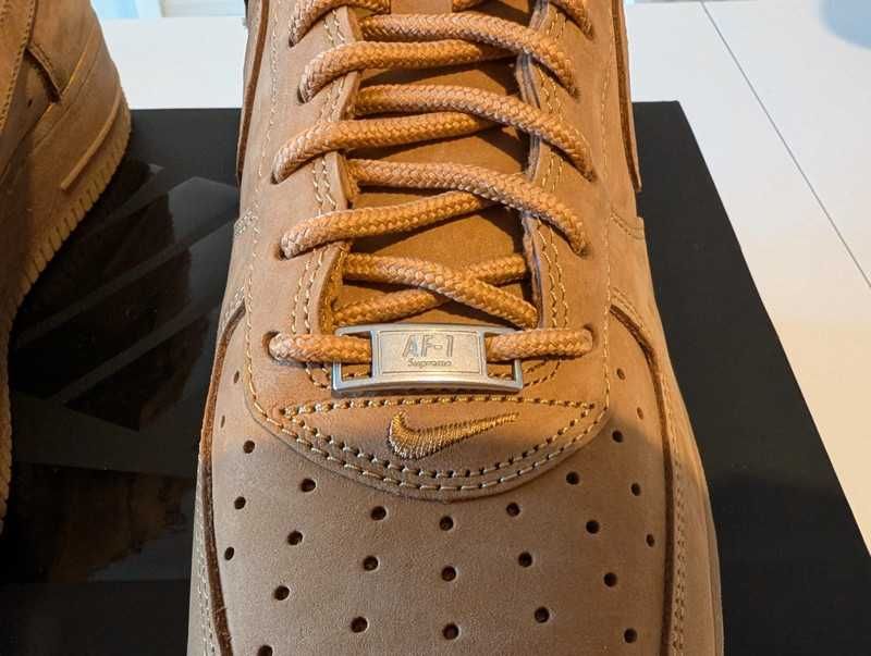 Buty meskie Mokasyny Nike Air Force 1 Low Supreme Wheat R.44