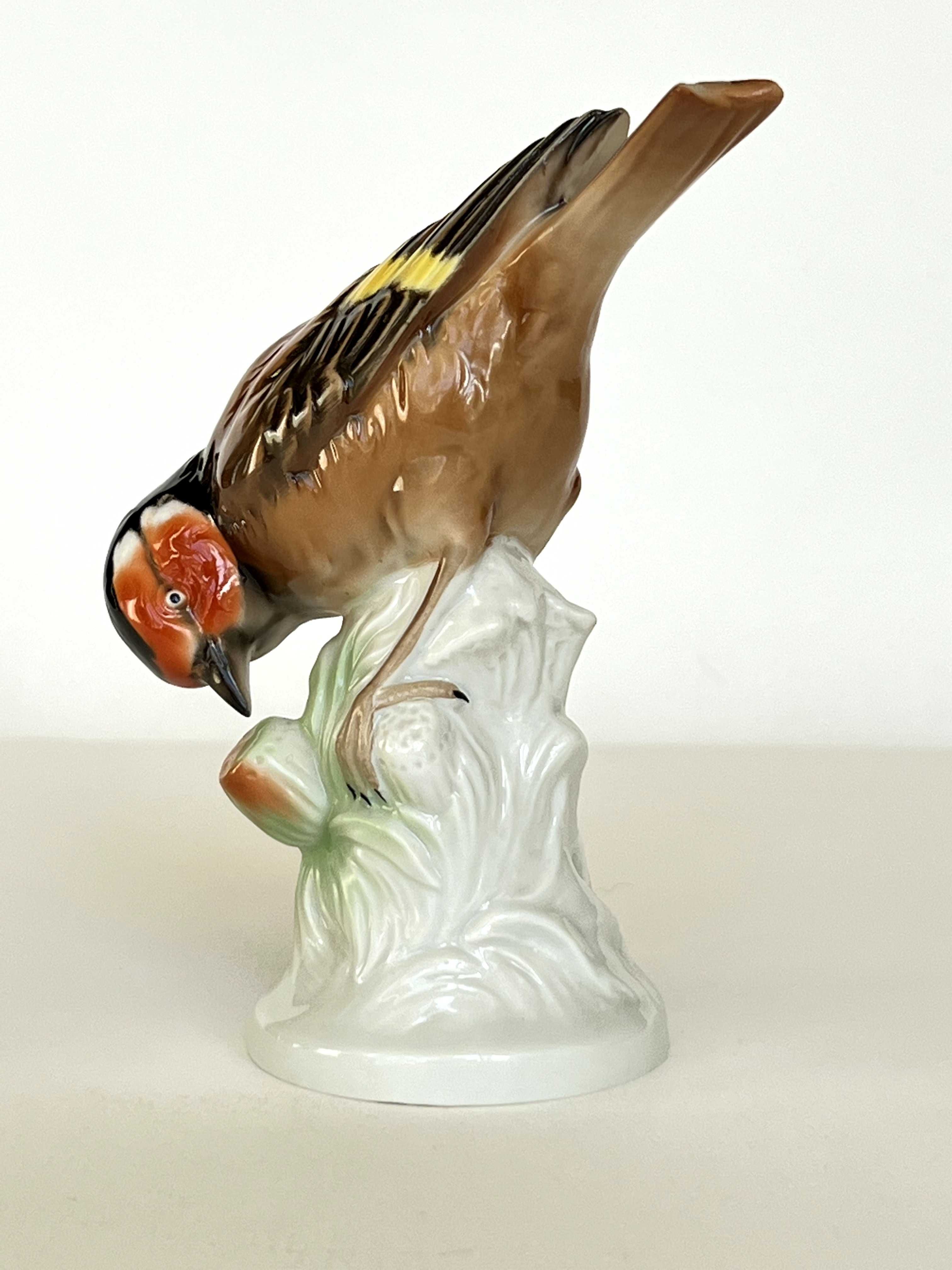 Антикварна керамічна статуетка птах Щоголь Unterweissbach 1950-ті