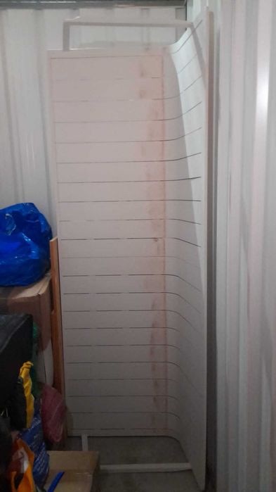 Dois bancos de jardim