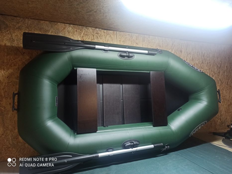 Продам човен двухмісний ПВХ лодка надувная для рыбалки и отдыха
