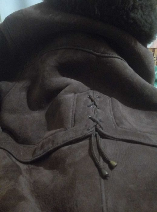 Дубленка женская из натуральной овчины . Дубленка натуральная кожа .