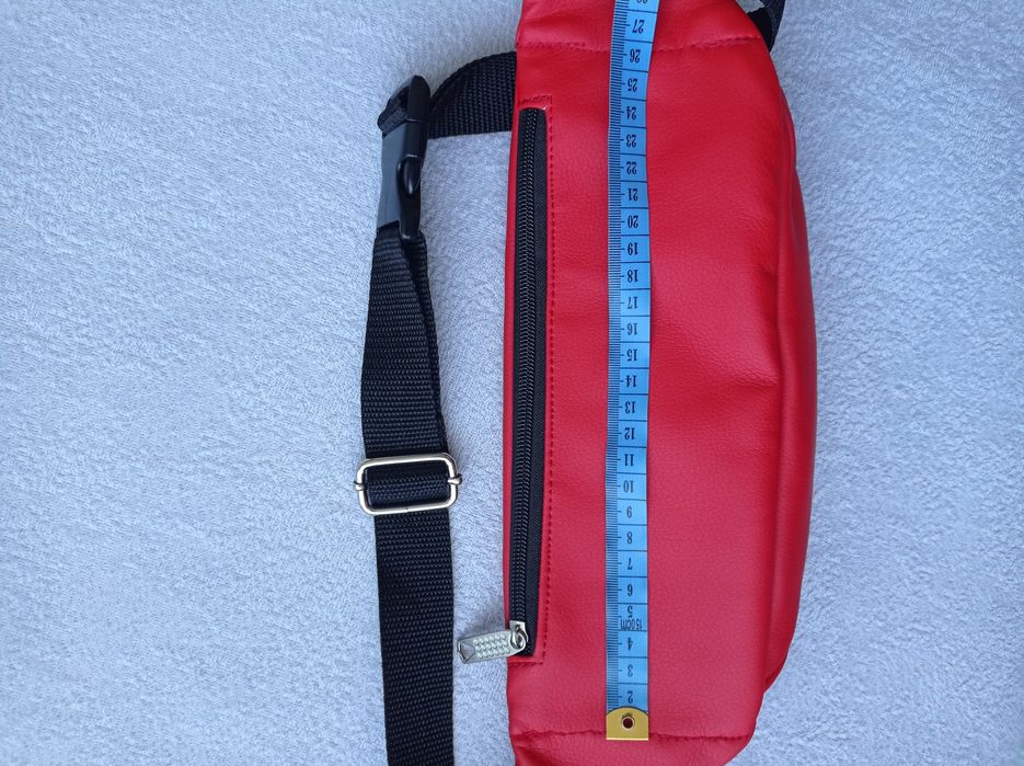 Nowa nerka damska czerwona Beltimore, skóra ekologiczna