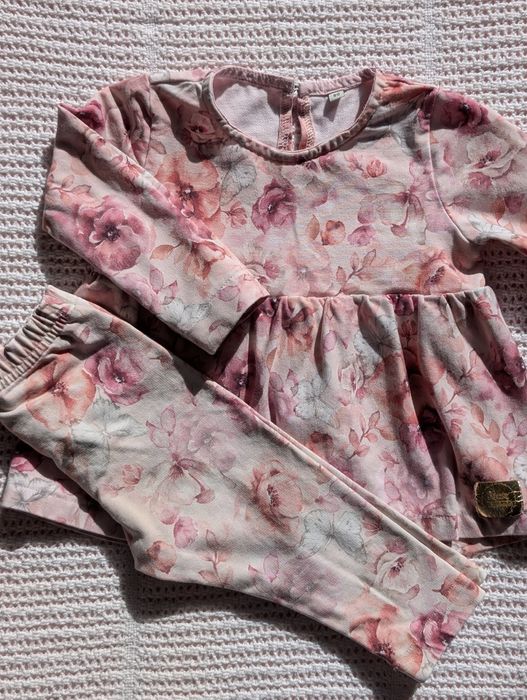 Komplet tunika i legginsy 74/80 zręczne wystroje