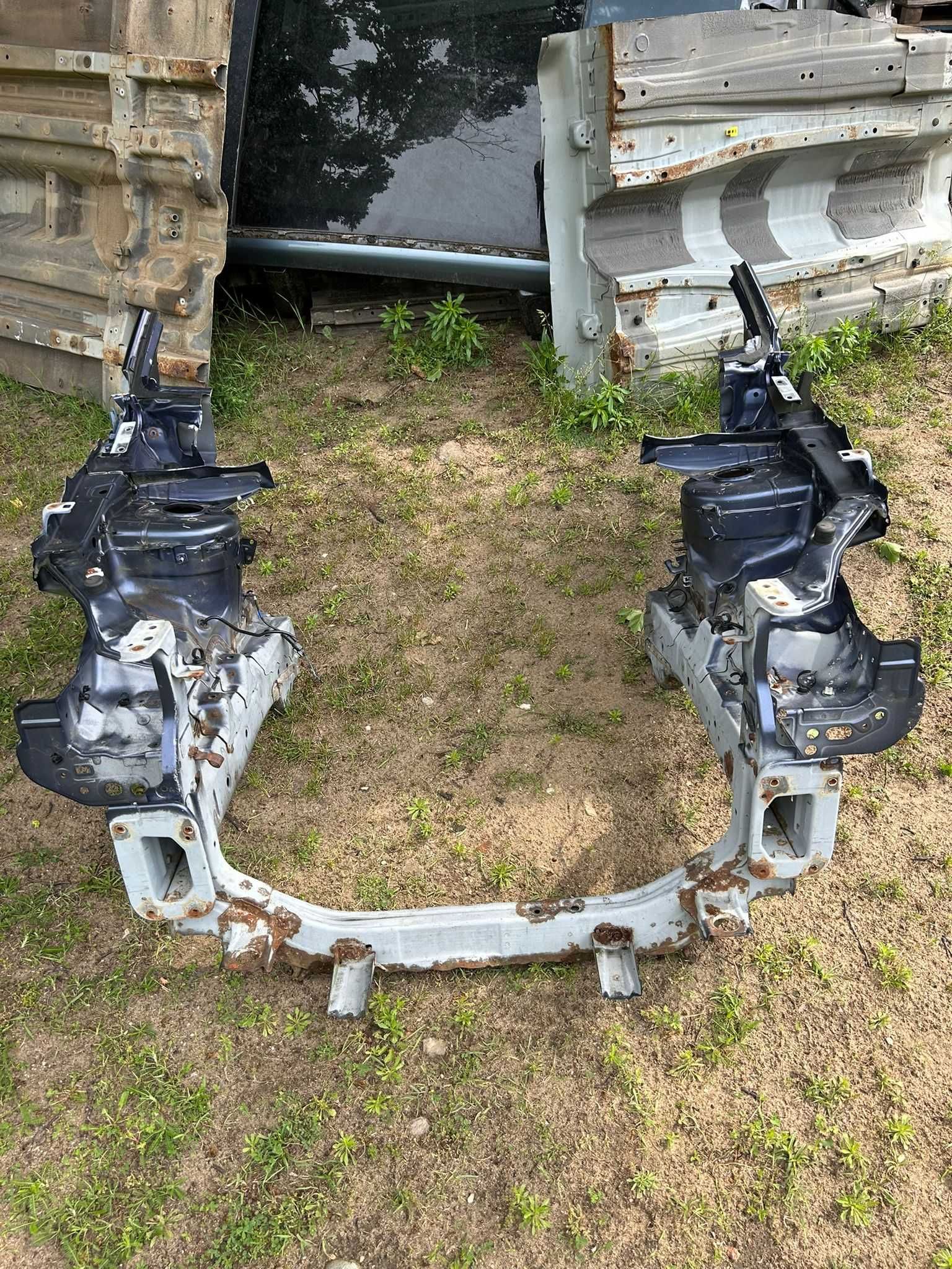 Ćwiartka podłużnica Peugeot 4007 Citroen C-Crosser Outlander T65
