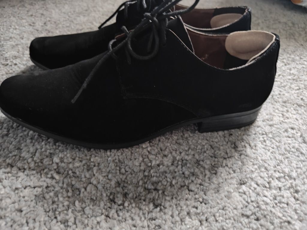 Buty zamszowe rozm 38