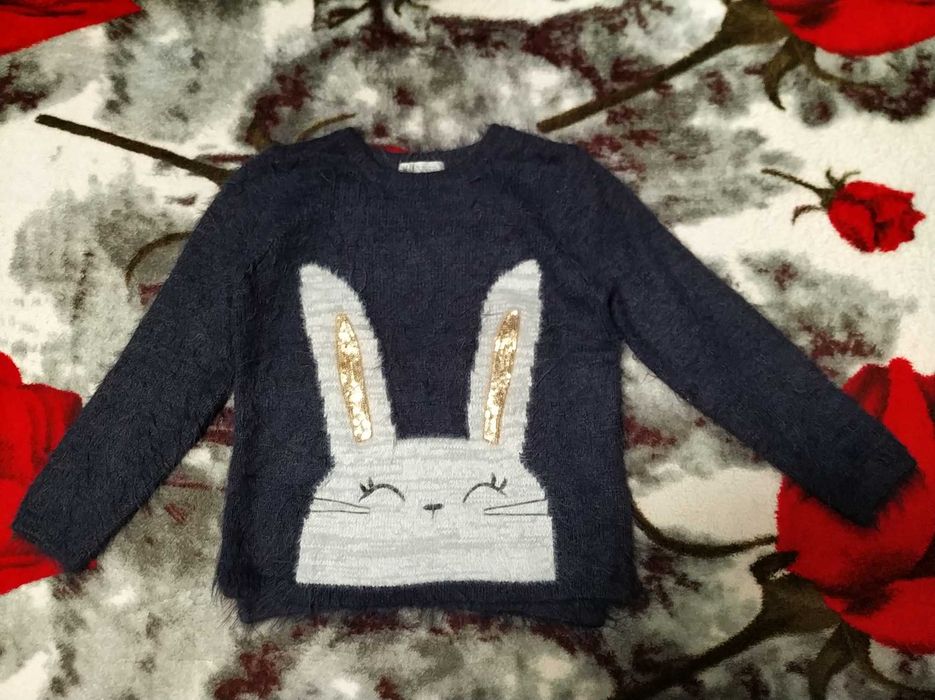 Фірмова,пухнаста,зимова кофта,джемпер,світшот для дівчинки 8-9 р