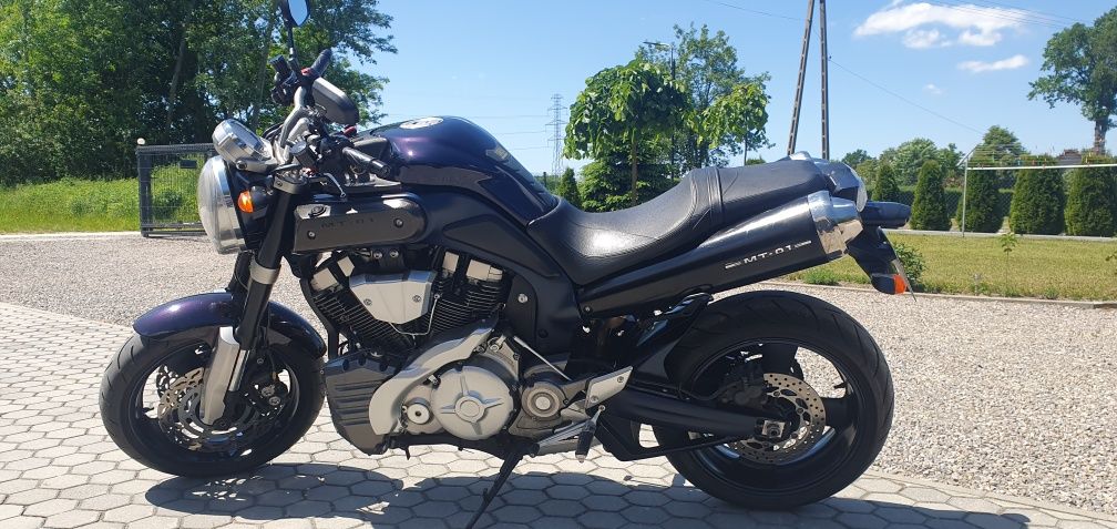 Sprzrdam kultowy moto Yamaha MT01
