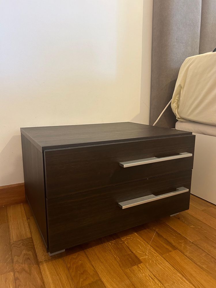 Mesa de cabeceira