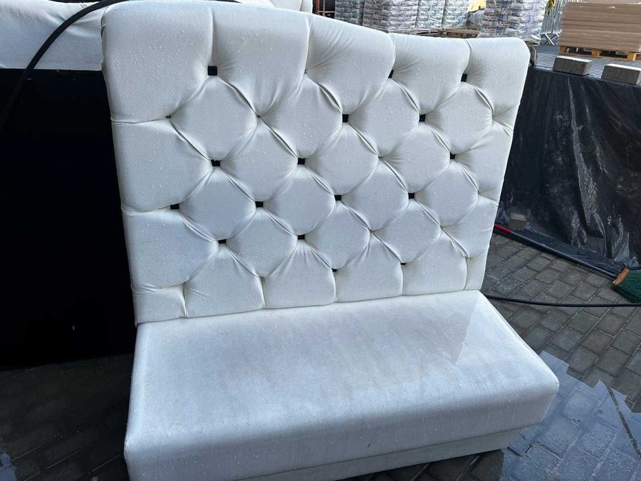 Wyprzedaż Mebli Komercyjnych – styl, funkcjonalność, OKAZJA!