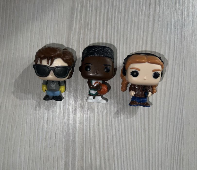 Фігурки кіндер дивні дива