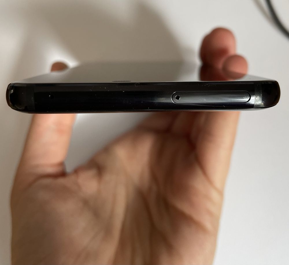 Смартфон LG G7 ThinQ