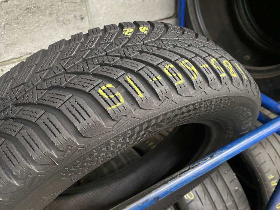 Зимові шини 185/65 R15 (88T) CONTINENTAL