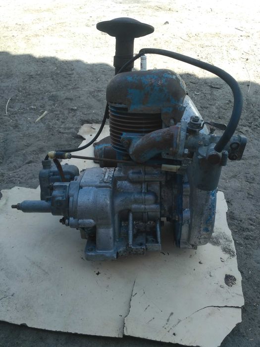 Двигун пусковий до Т-40