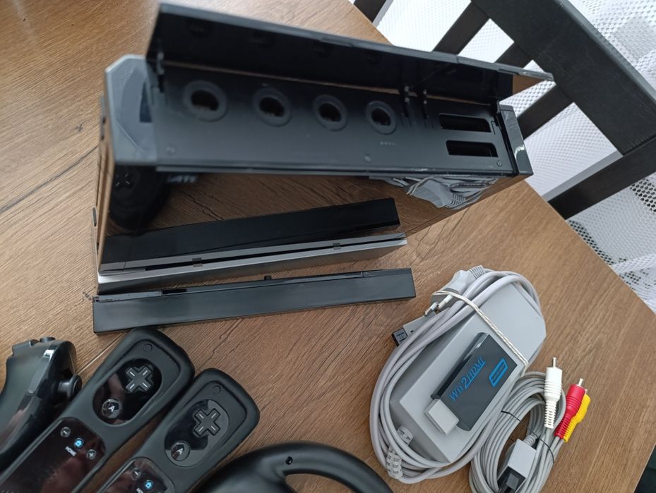 Konsola Nintendo Wii+ 80 gier
