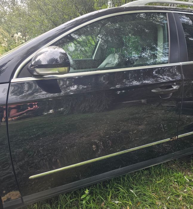 Drzwi przód przednie lewe kierowcy Volkswagen Passat B6 LC9X