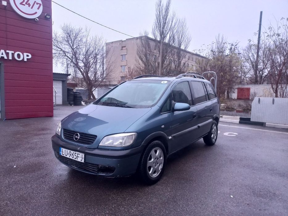 Продам  Opel Zafira,бензин,7 місць