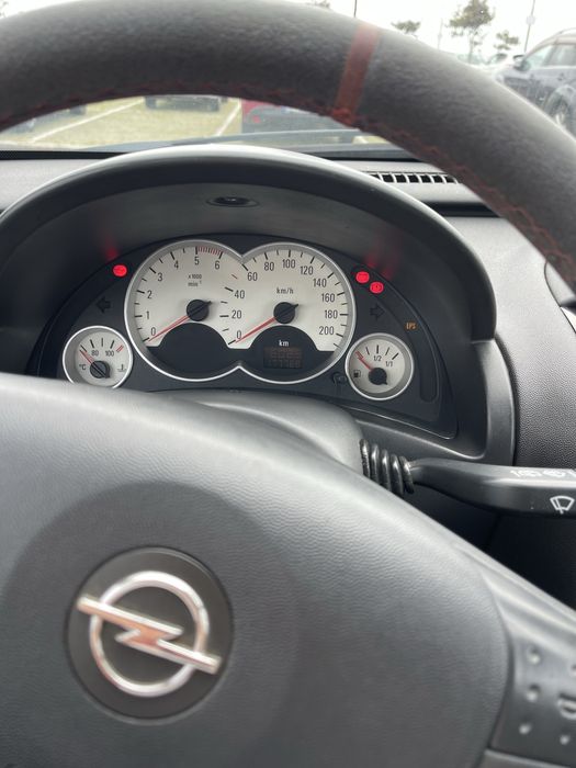 Opel corsa usado
