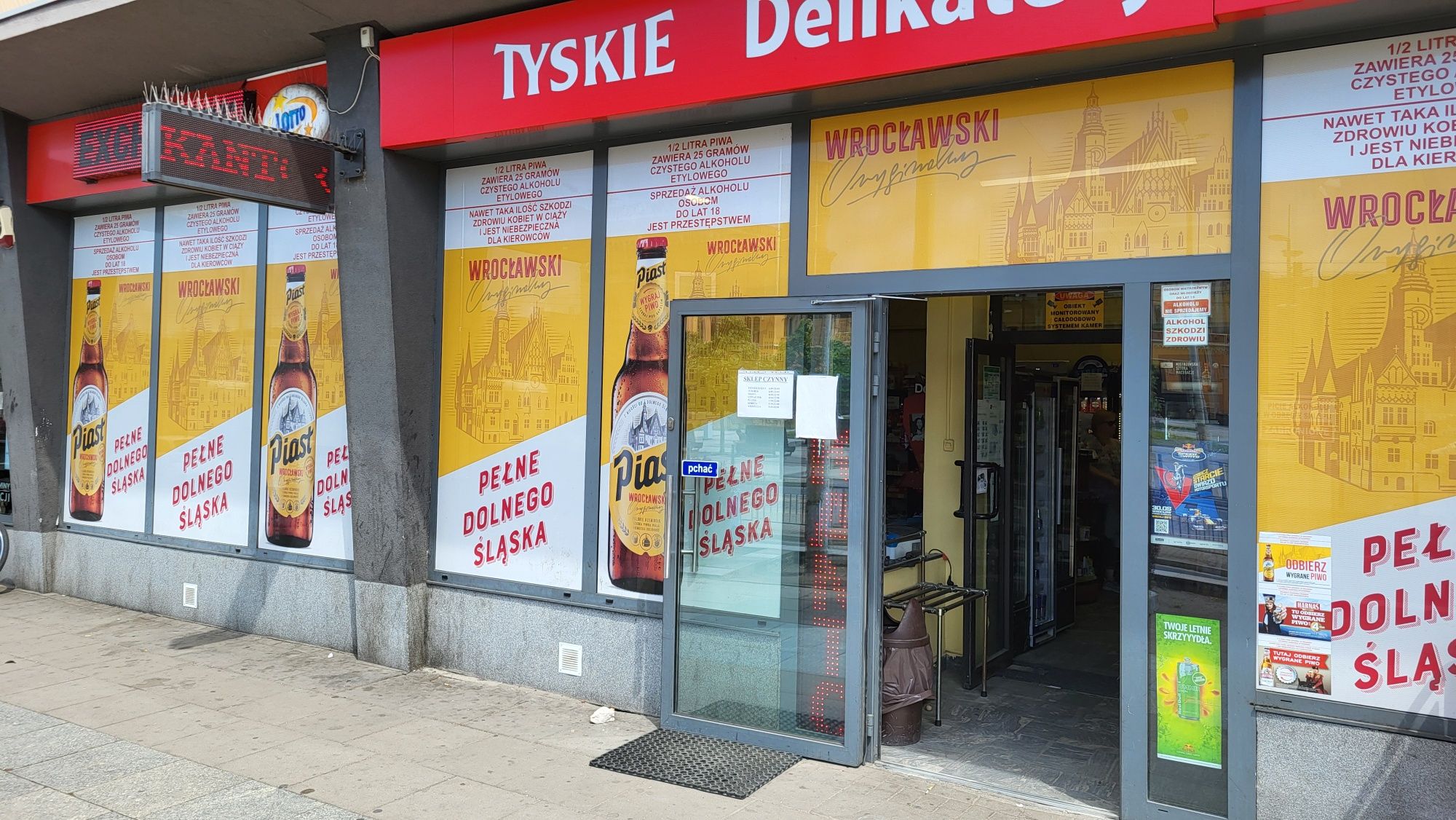 Odstąpie gotowy biznes sklep spożywczo monopolowy Centrum Wrocław PKP