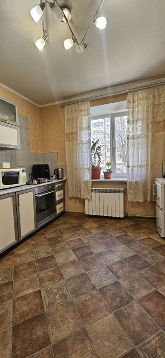 Продам 2к.кв на Космосі, вул. Олімпійська