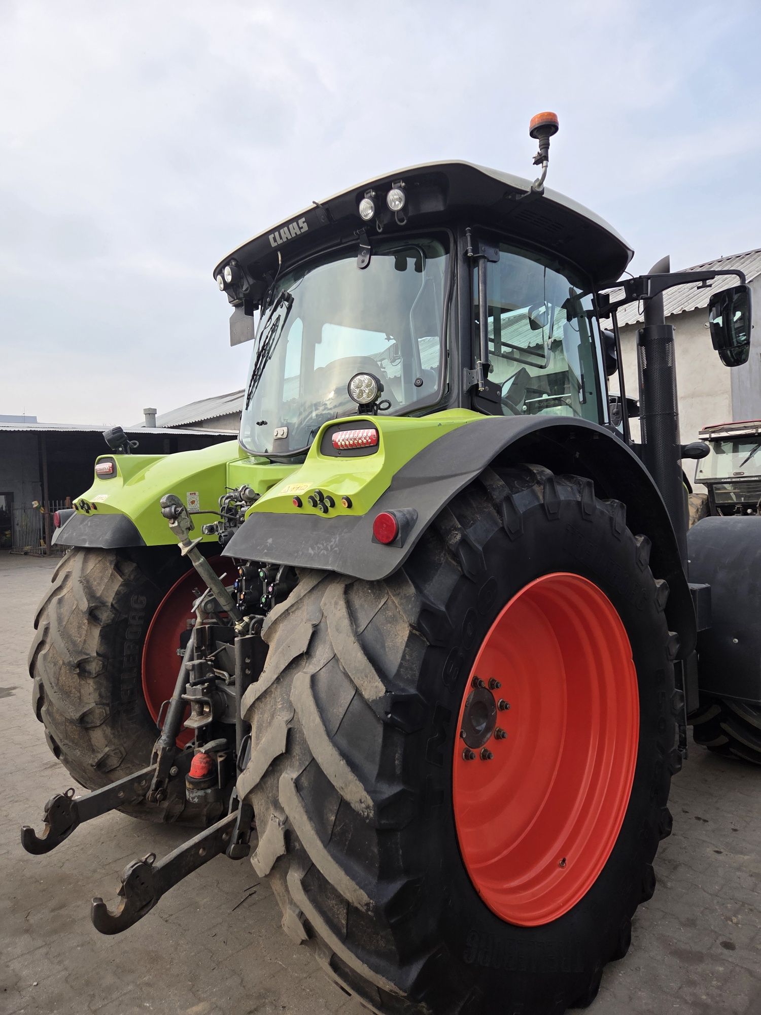 Claas arion  650