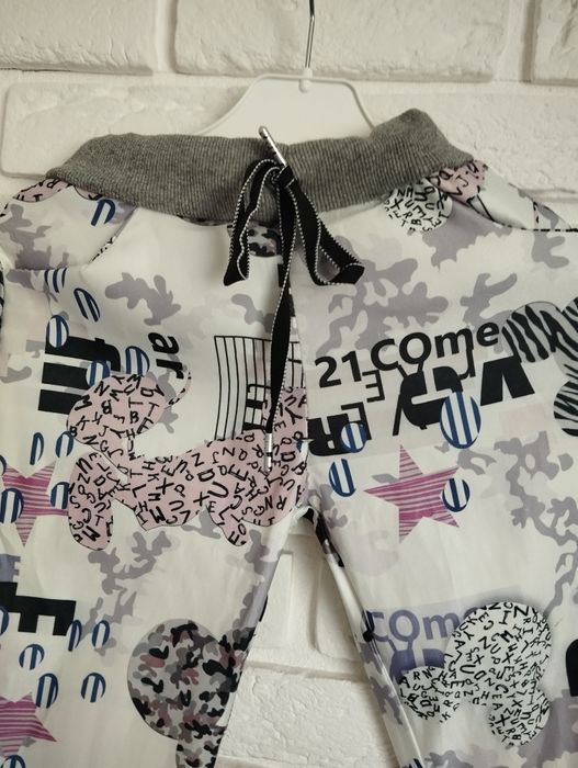 Dres dziecięcy 110/116