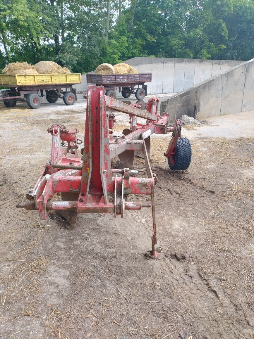 Pług unia tur 4 x 35