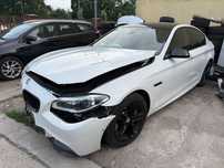 BMW Seria 5 550i xDrive, kamery 360, dociagi drzwi, bowers & wilkins
