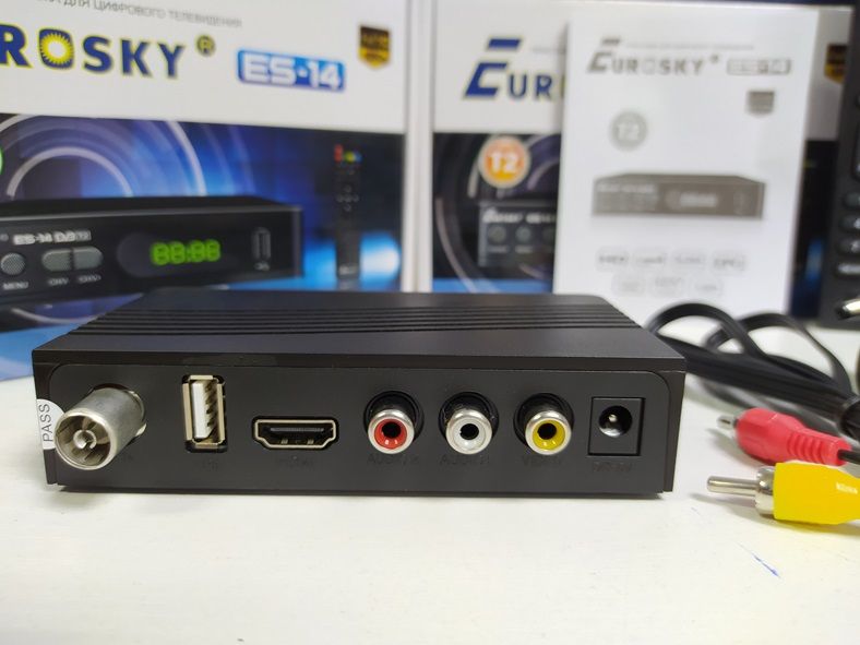 Приставка Т2 тюнер EuroSky ES-14 DVB-T2/C Youtube IPTV MeGoGo ресивер