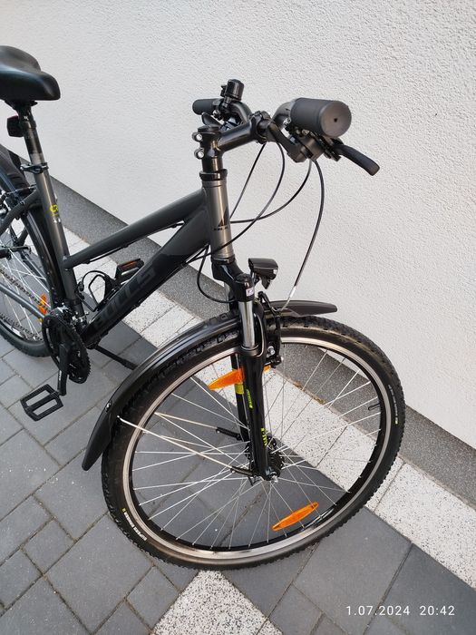 Rower damka trekking BULLS PULSAR CROSS STREET dynamo piasta 28" amor