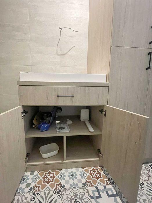 Шафа у ванну кімнату