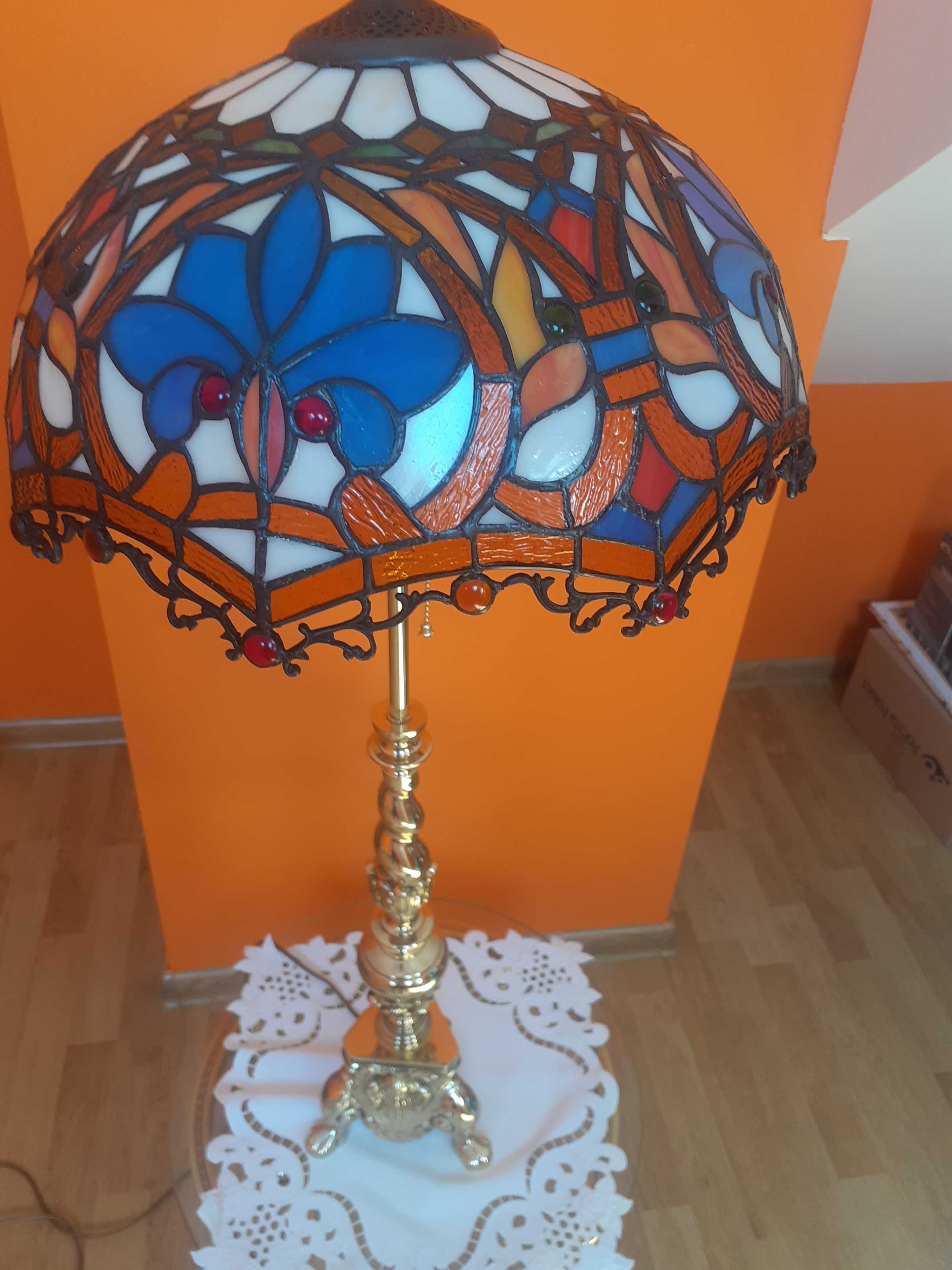 Zabytkowa mosiężna lampa witraż