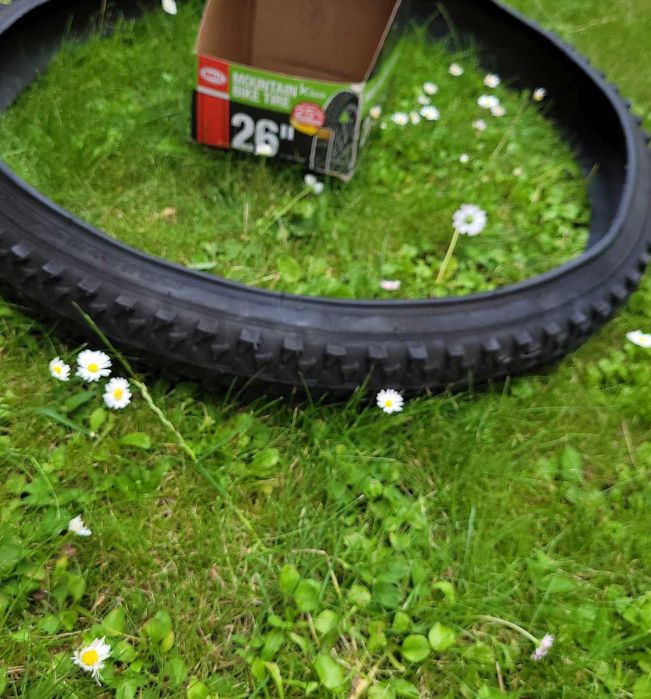 ПОКРИШКА / шина  велосипедна  Bell  Mountain Bike Tyre 26 Нова