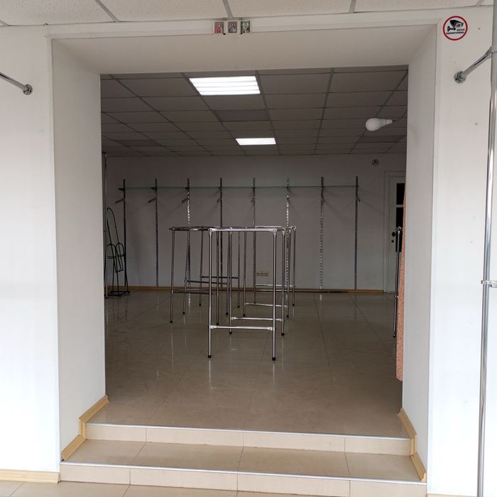 Оренда магазину, по вул. Ставицька 65