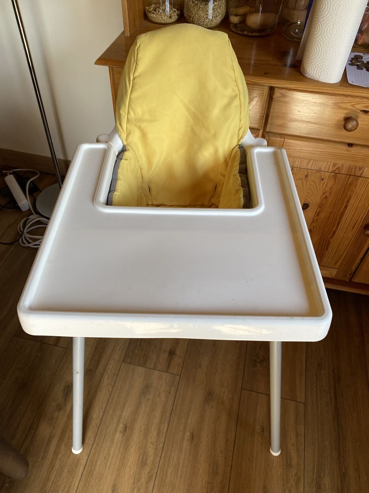 Cadeira de refeicao IKEA
