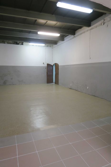 Magazyn tani i wysoki