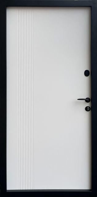 Двери в квартиру,В наявності вхідні двері, модель Стиль