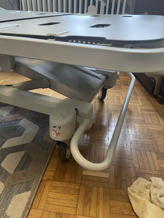 Łóżko rehabilitacyjne/szpitalne Hill-Rom serii 900