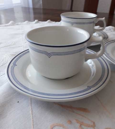 Dwie szwedzkie filiżanki Gustavsberg Kontur do kawy biały i niebieski
