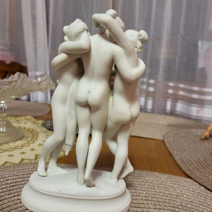 Старинная статуэтка Три Греции,номерная