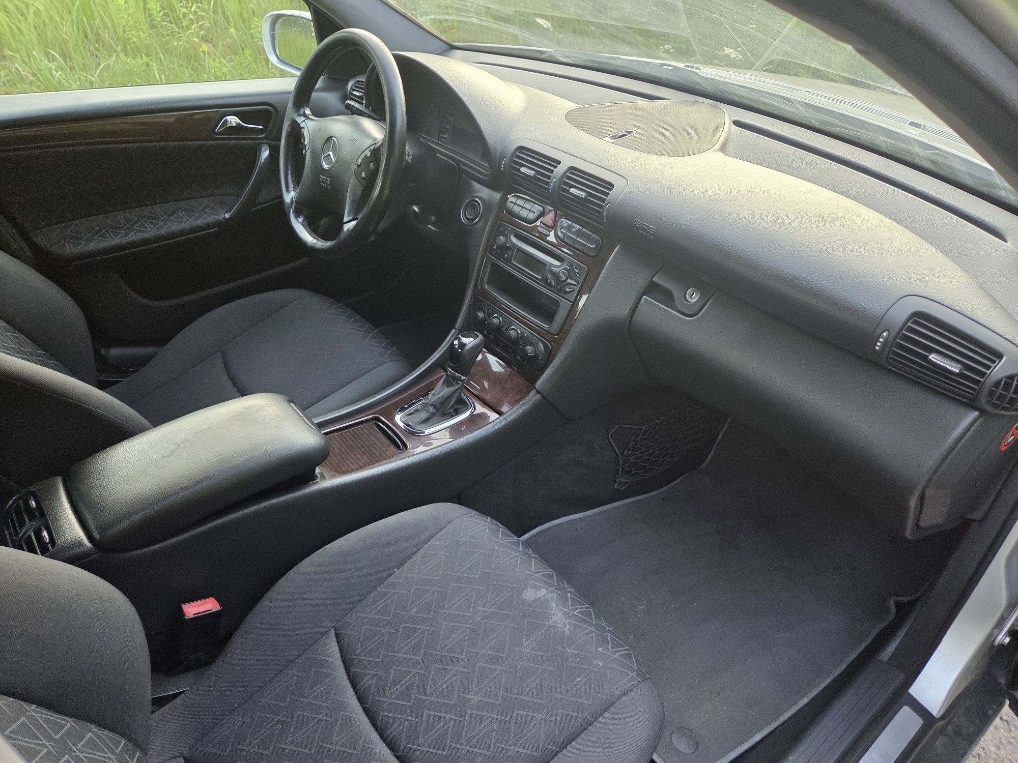 Mercedes C klasa 220d W203 2.2 diesel 150KM  alufelgi, przebieg 250tys