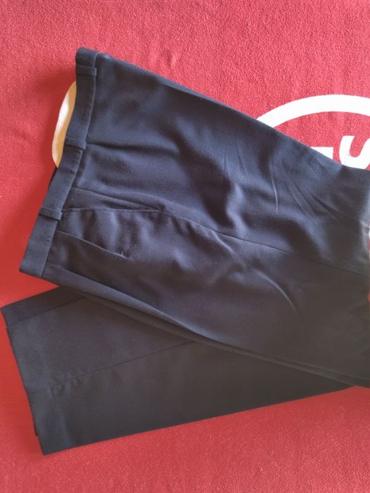 calças de marca semi novas