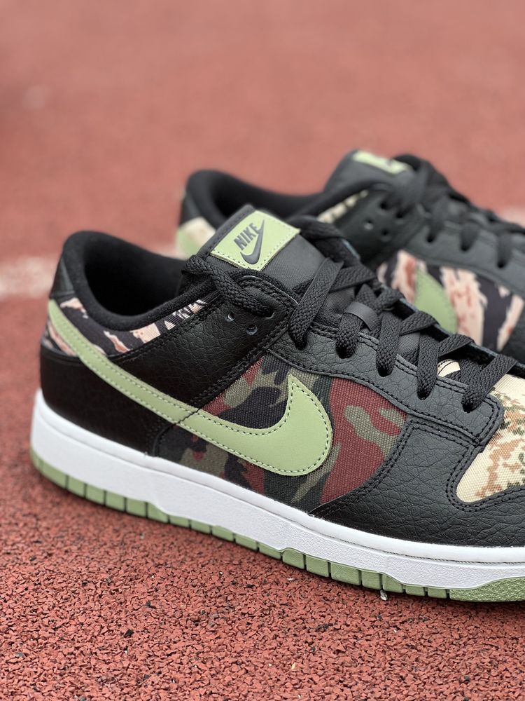 Кросівки Nike Dunk Low SE DH0957-001