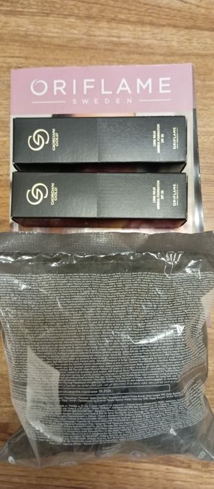 Podkład mineralny 2 sztuki Giordani Gold+Gratis